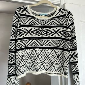 Moonlight crop sweater. Size M/L